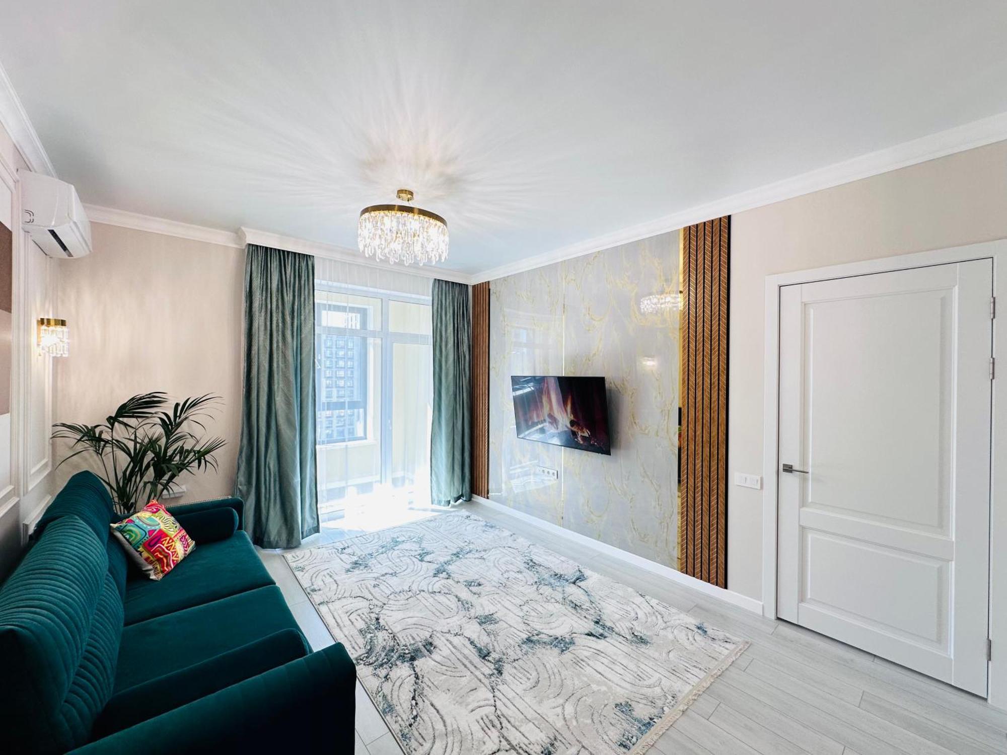 Grand Turan Business Apartments Akmola Esterno foto